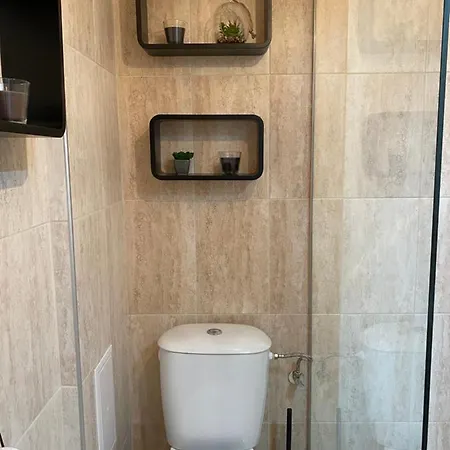 アパート Stylish Urban New 2021 Close To The ヴァルナ