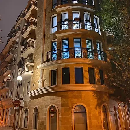 Stylish Urban New 2021 Close To The Апартаменты *